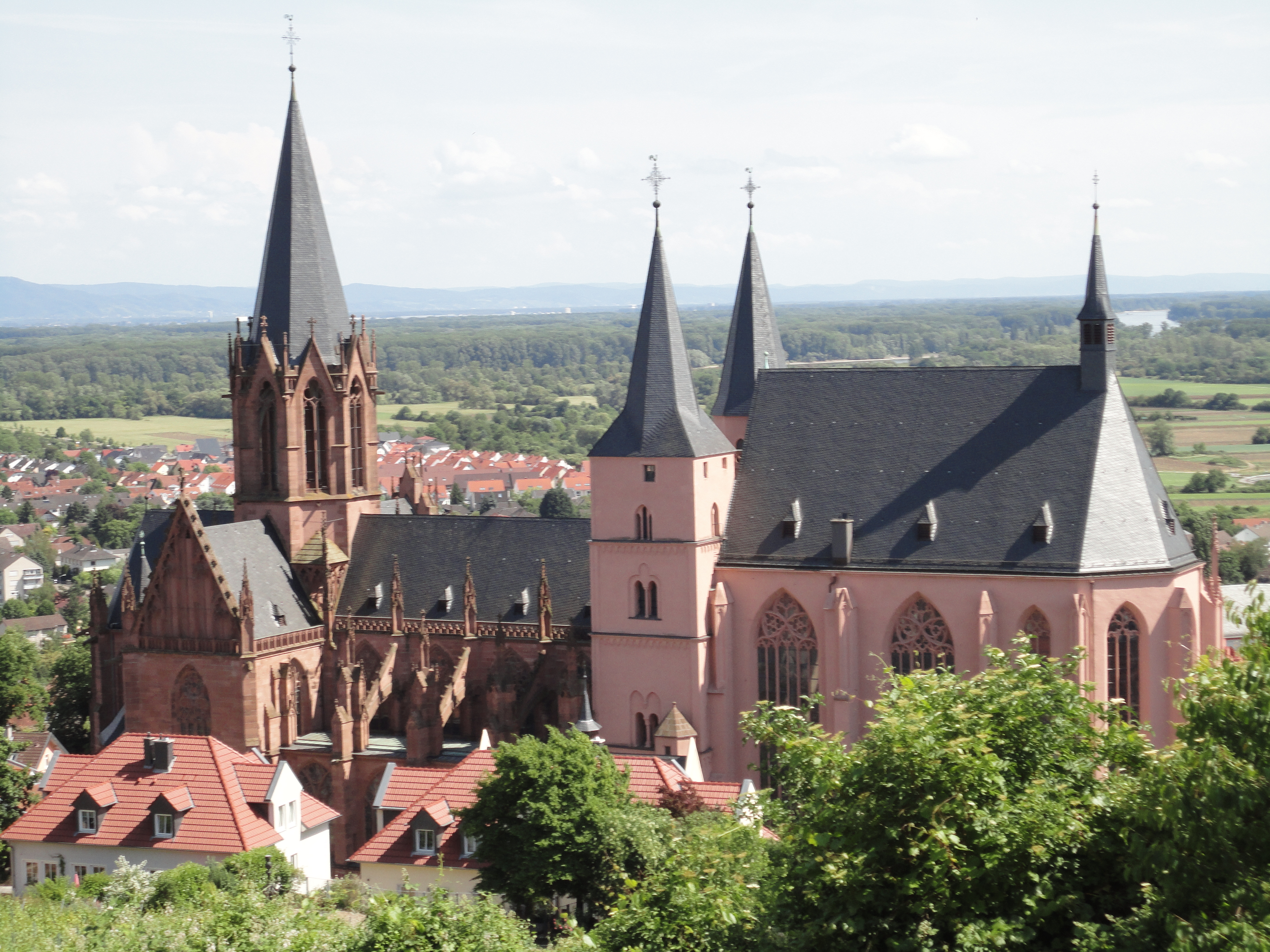 Type places. Оппенхайм. Оппенхейм. Oppenheim. Oppenheime.