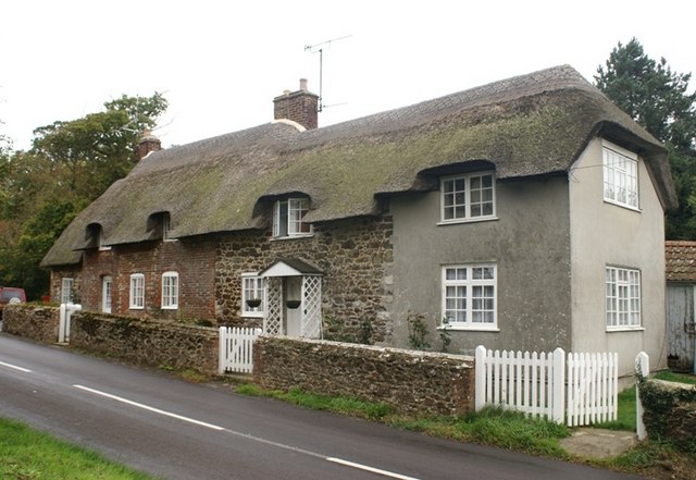 File:Cottages opposite the lane to Cockles - geograph.org.uk - 367853.jpg