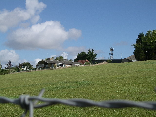 File:Elms Farm - geograph.org.uk - 57844.jpg