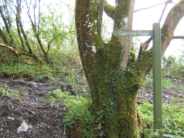 File:Footpath sign for the Garrison Road - geograph.org.uk - 1311755.jpg