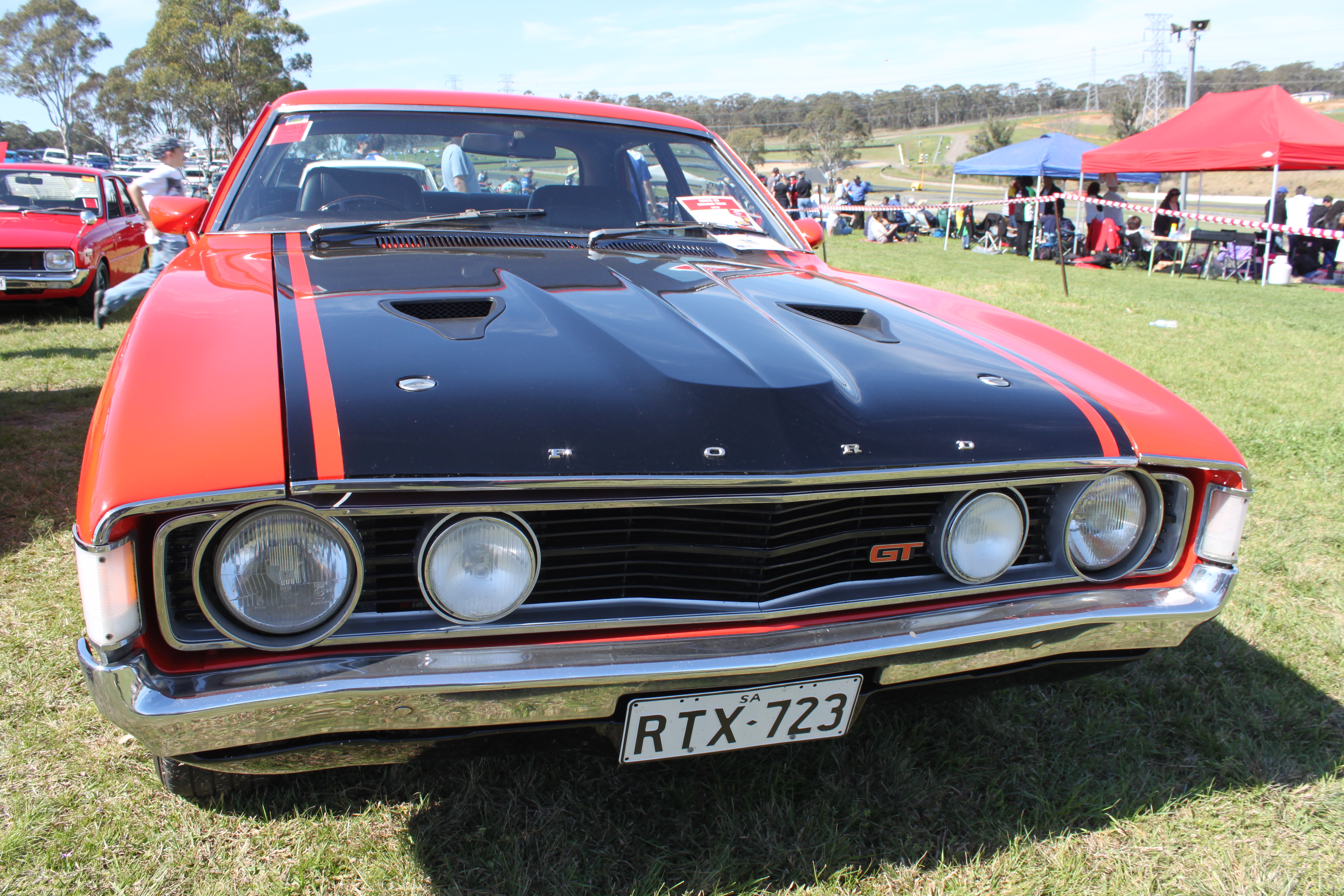 Muscle car Ford Falcon 76 Cobra