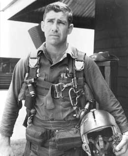 <span class="mw-page-title-main">Karl W. Richter</span> American fighter pilot (1942–1967)