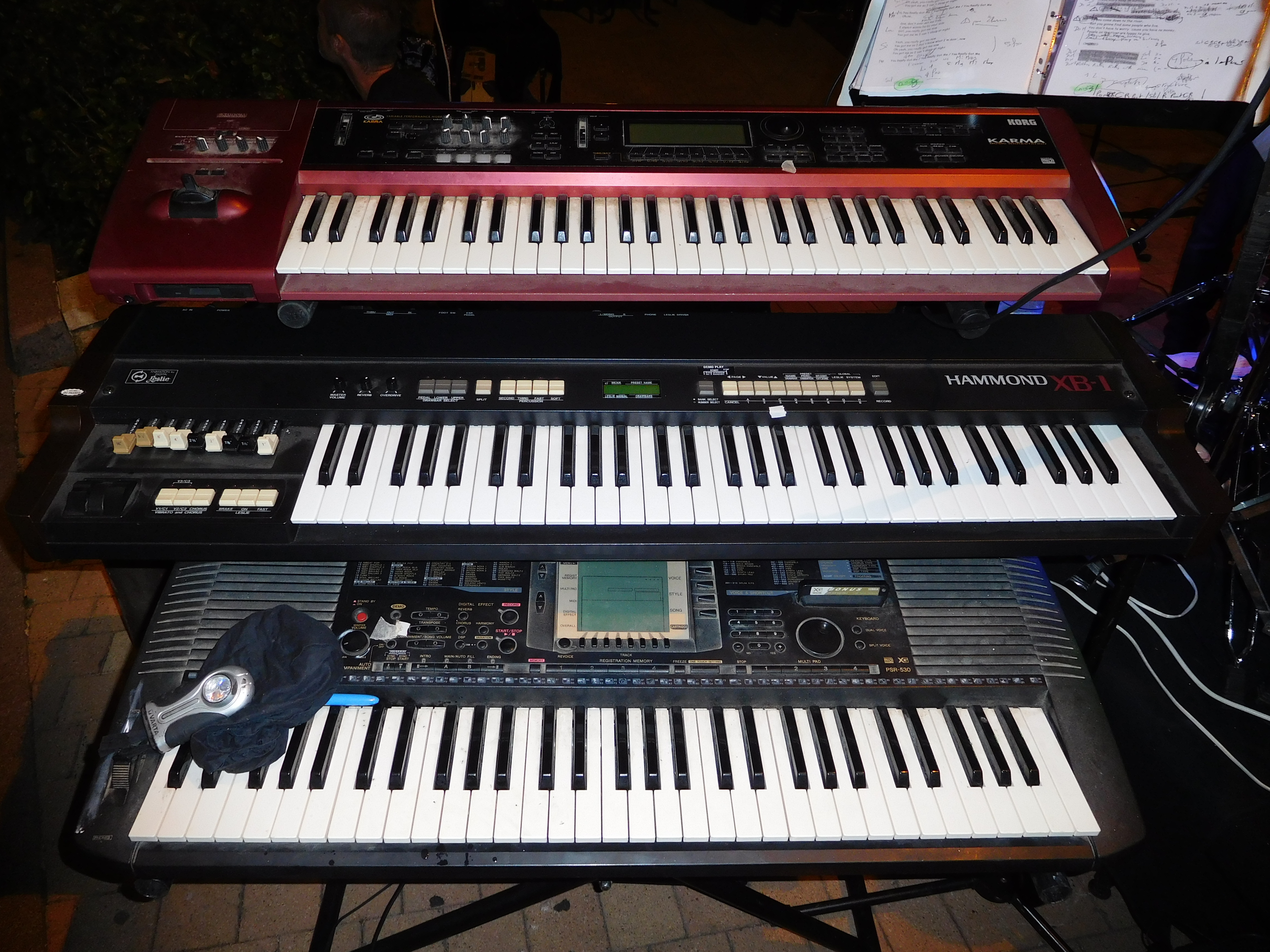 File:Korg KARMA, Hammond XB-1, Yamaha PSR-530.jpg - Wikimedia Commons