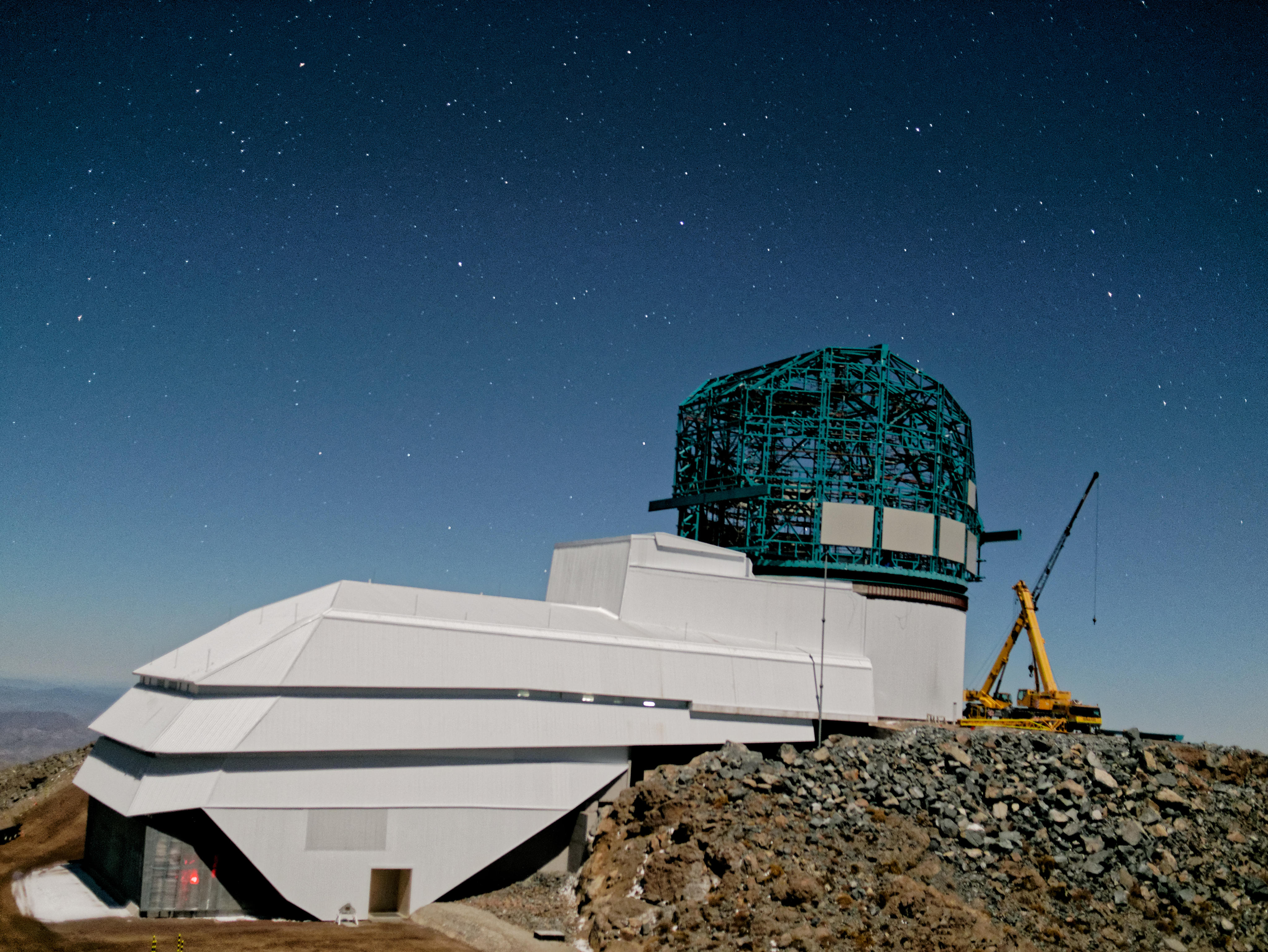 Самый большой телескоп в мире находится. Обсерватория веры Рубин. Lsst телескоп. Телескоп веры Рубин. Обсерватория в Чили.