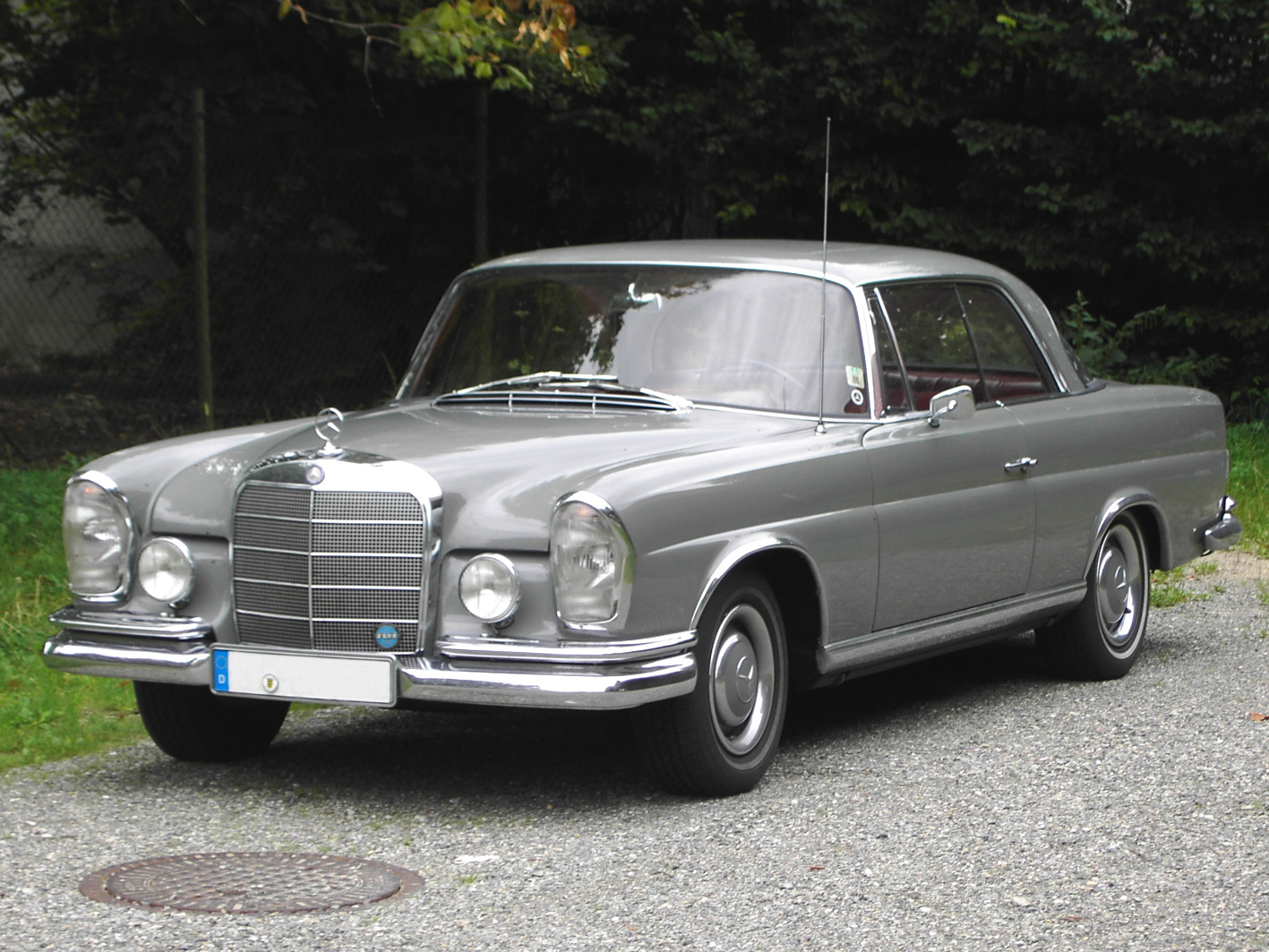 Mercedes 280 coupe wikipedia #3