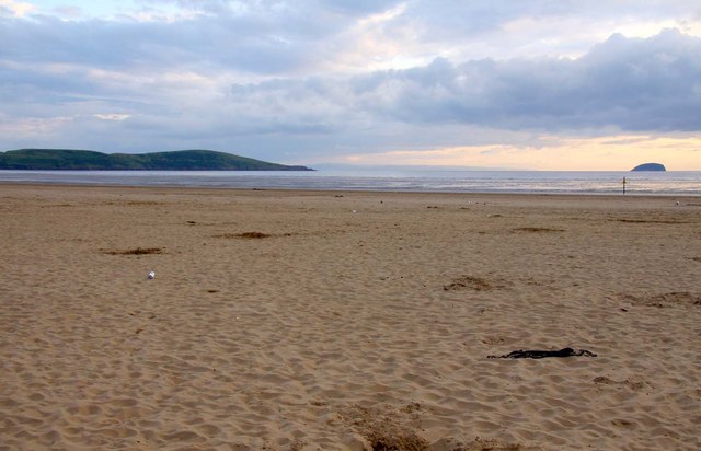 File:The beach at Weston-Super-Mare - geograph.org.uk - 1531142.jpg