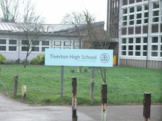 File:Tiverton , Tiverton High School - geograph.org.uk - 1239101.jpg