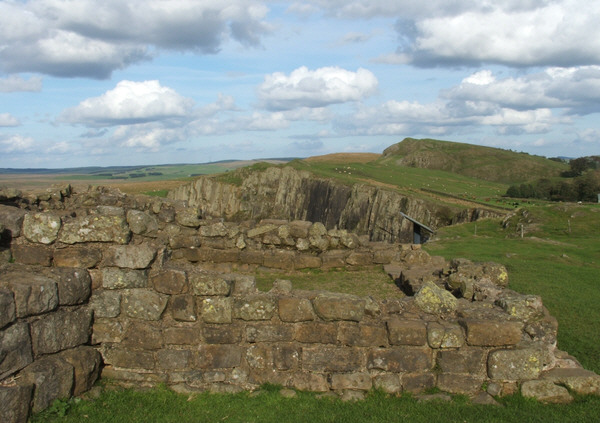 File:Turret 45A on Hadrian's Wall. - geograph.org.uk - 251508.jpg