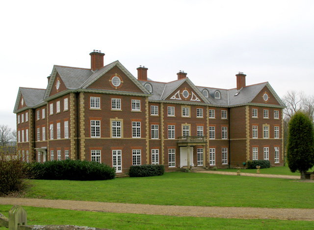 File:Warnham Manor - geograph.org.uk - 381615.jpg