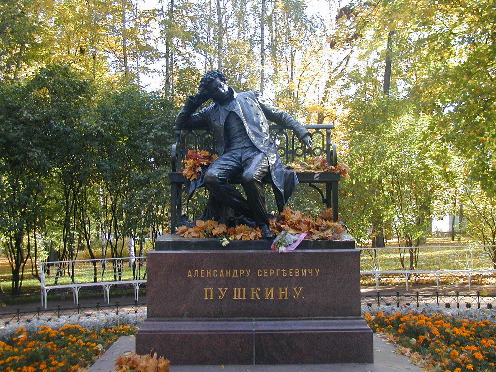 памятник а с пушкина в санкт петербурге