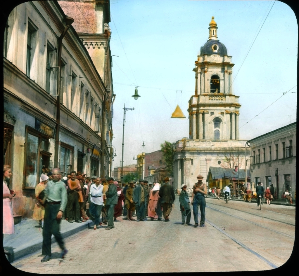 Файл:1931. Пятницкая улица у церкви Параскевы Пятницы.jpg — Википедия