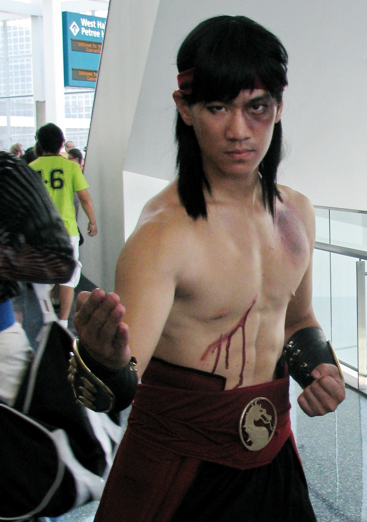 Liu Kang/Mortal Kombat II, Mortal Kombat Center Wiki