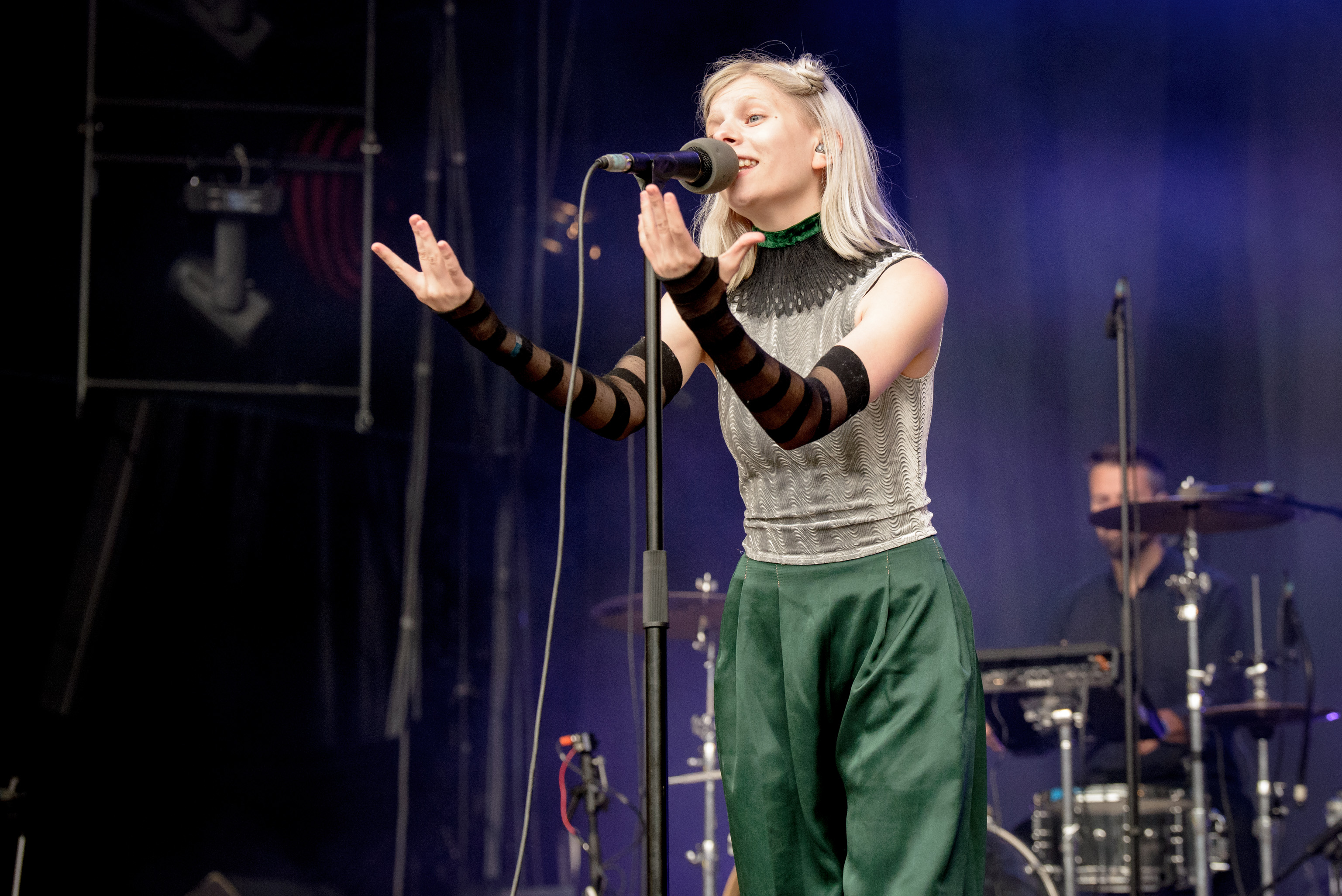 Aurora (singer) - Wikipedia