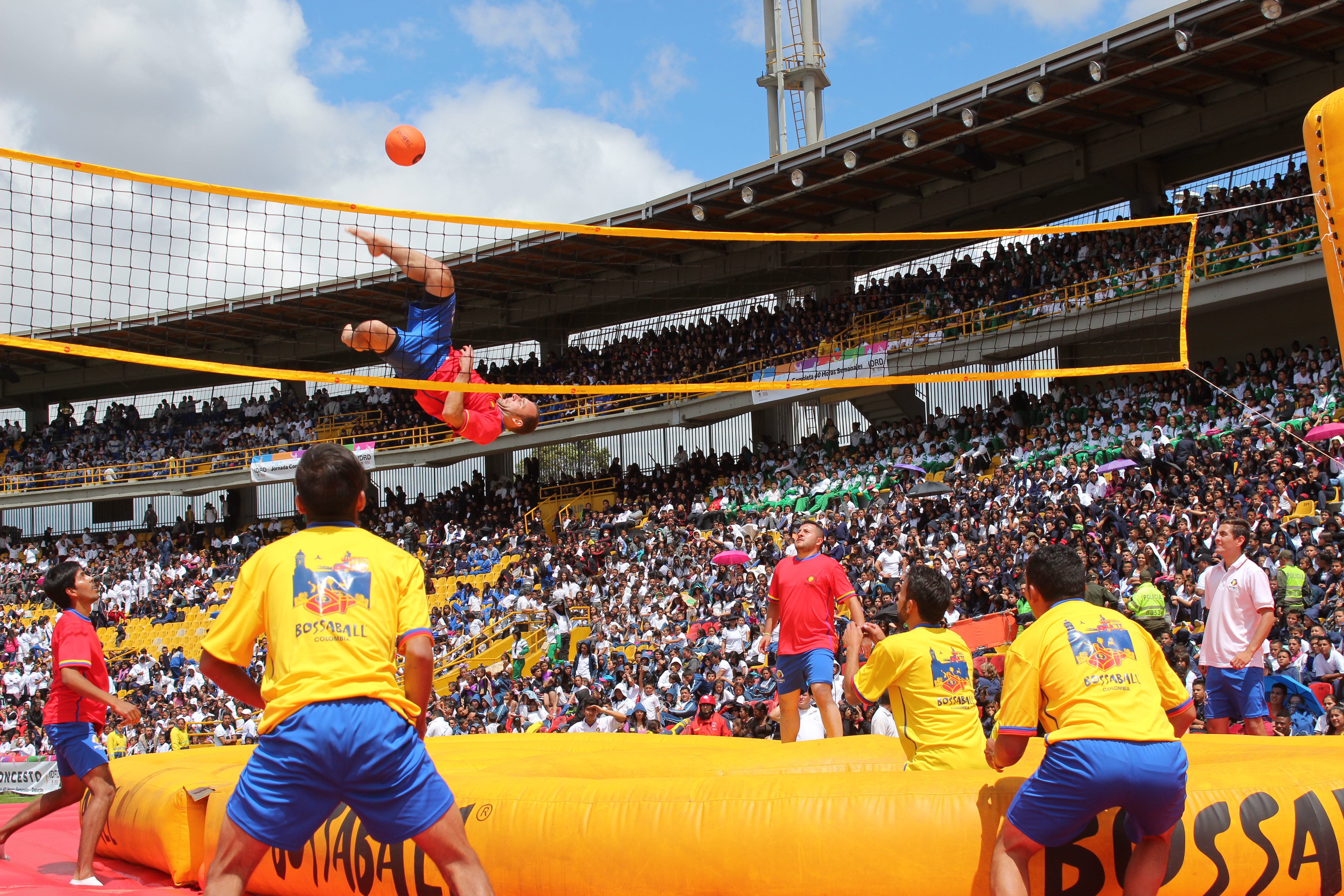 PELOTA DE VOLEY ONEBALL, FUBBALL, DONDE NACE EL DEPORTE