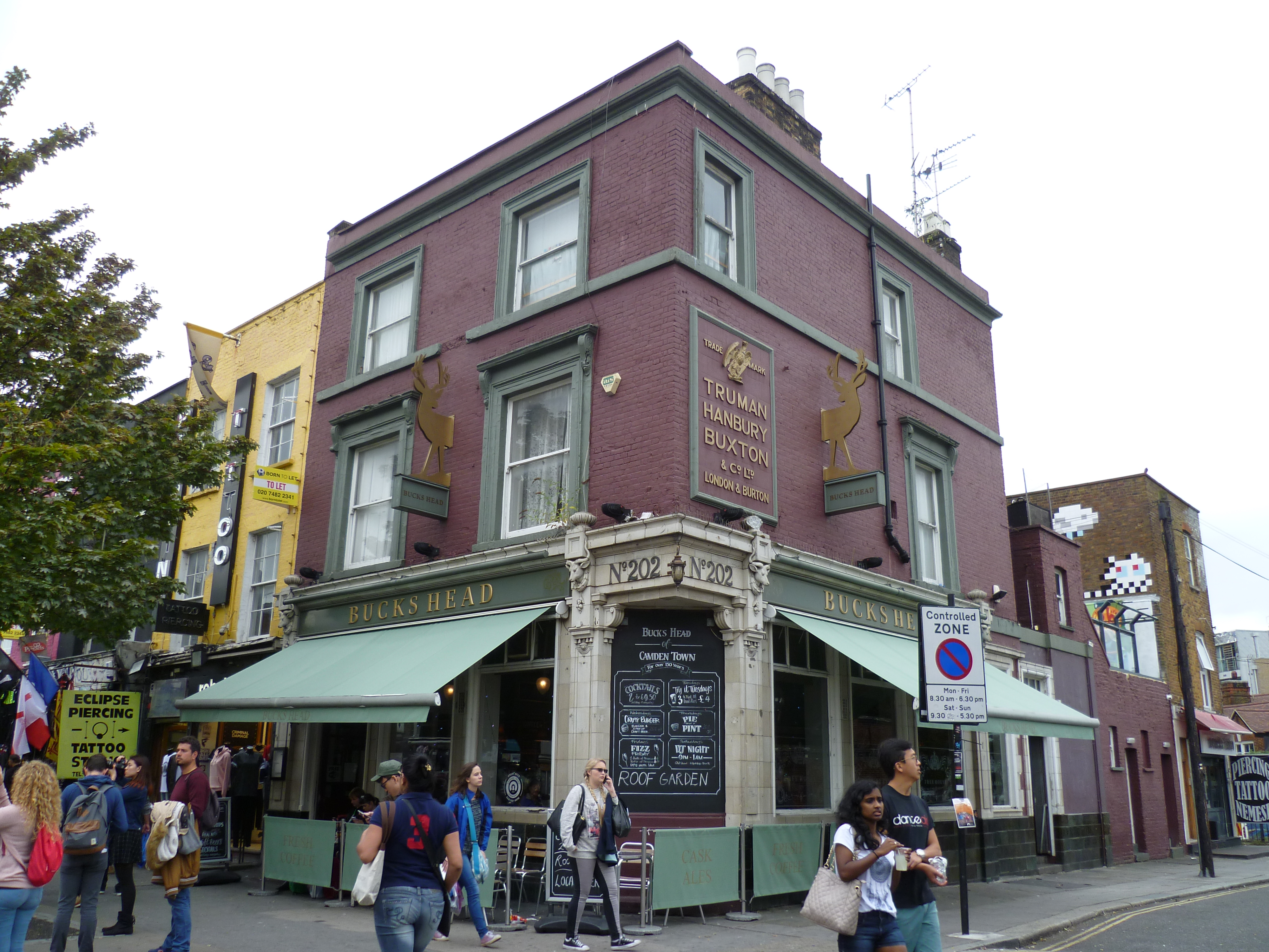 Pub mail. Паб голова Шекспира Лондон. Лайонс хед паб. Хэнбери-стрит. 225 Camden High Street London nw1 7bu.