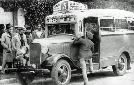 File:Colectivo Chevrolet 1934.jpg