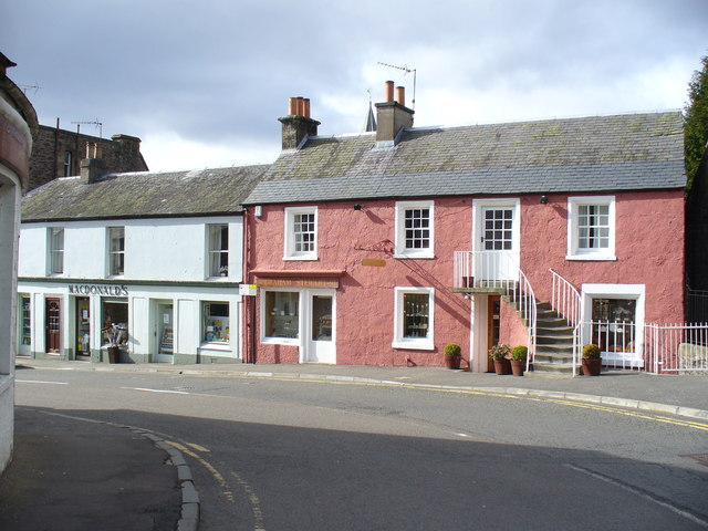 File:Colourful Dunblane - geograph.org.uk - 744579.jpg