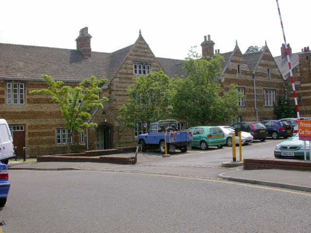 File:Croyland Abbey, Wellingborough - geograph.org.uk - 182517.jpg