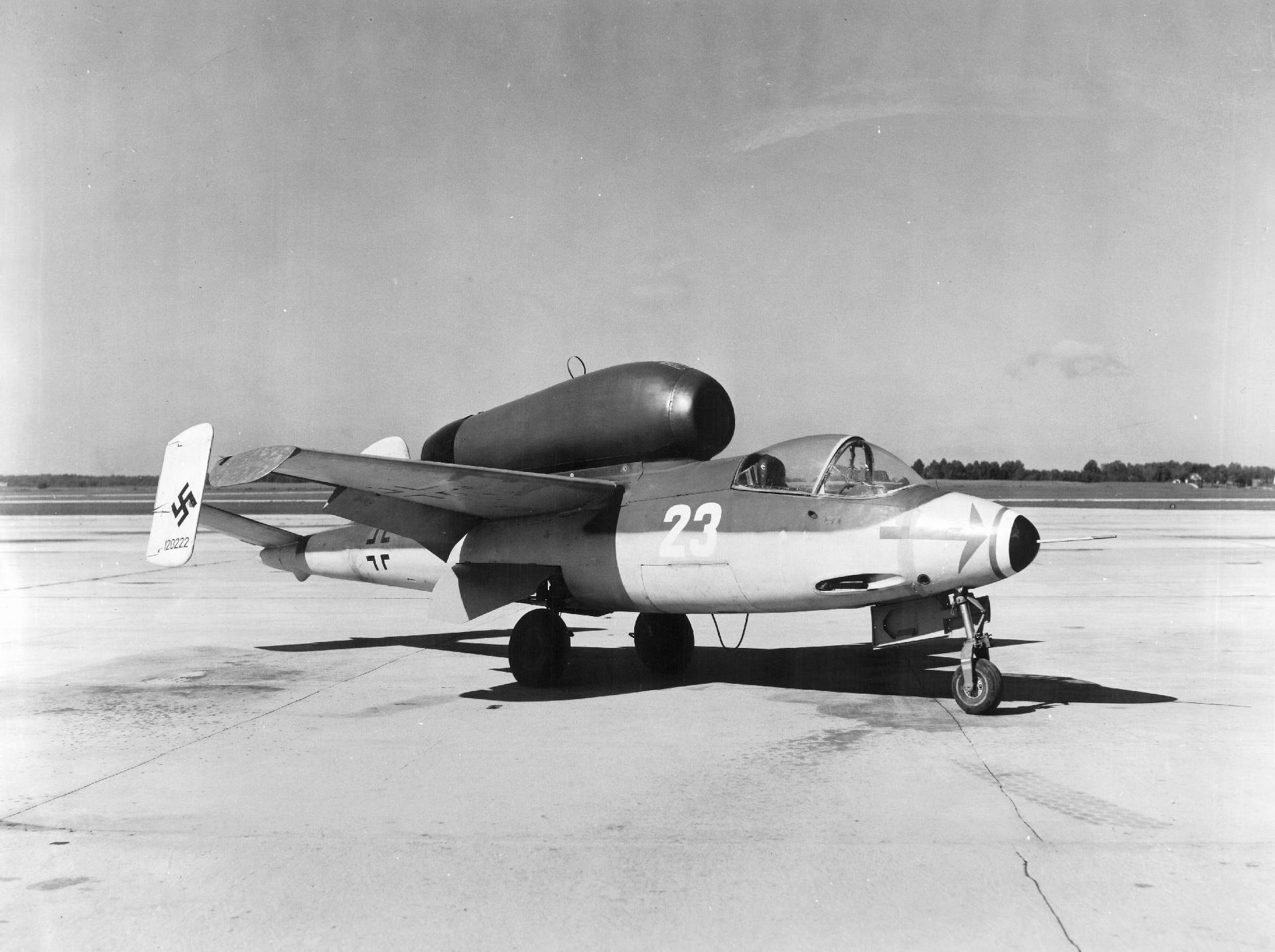 Heinkel, He 162, Spatz Volksjager (7585406720).jpg