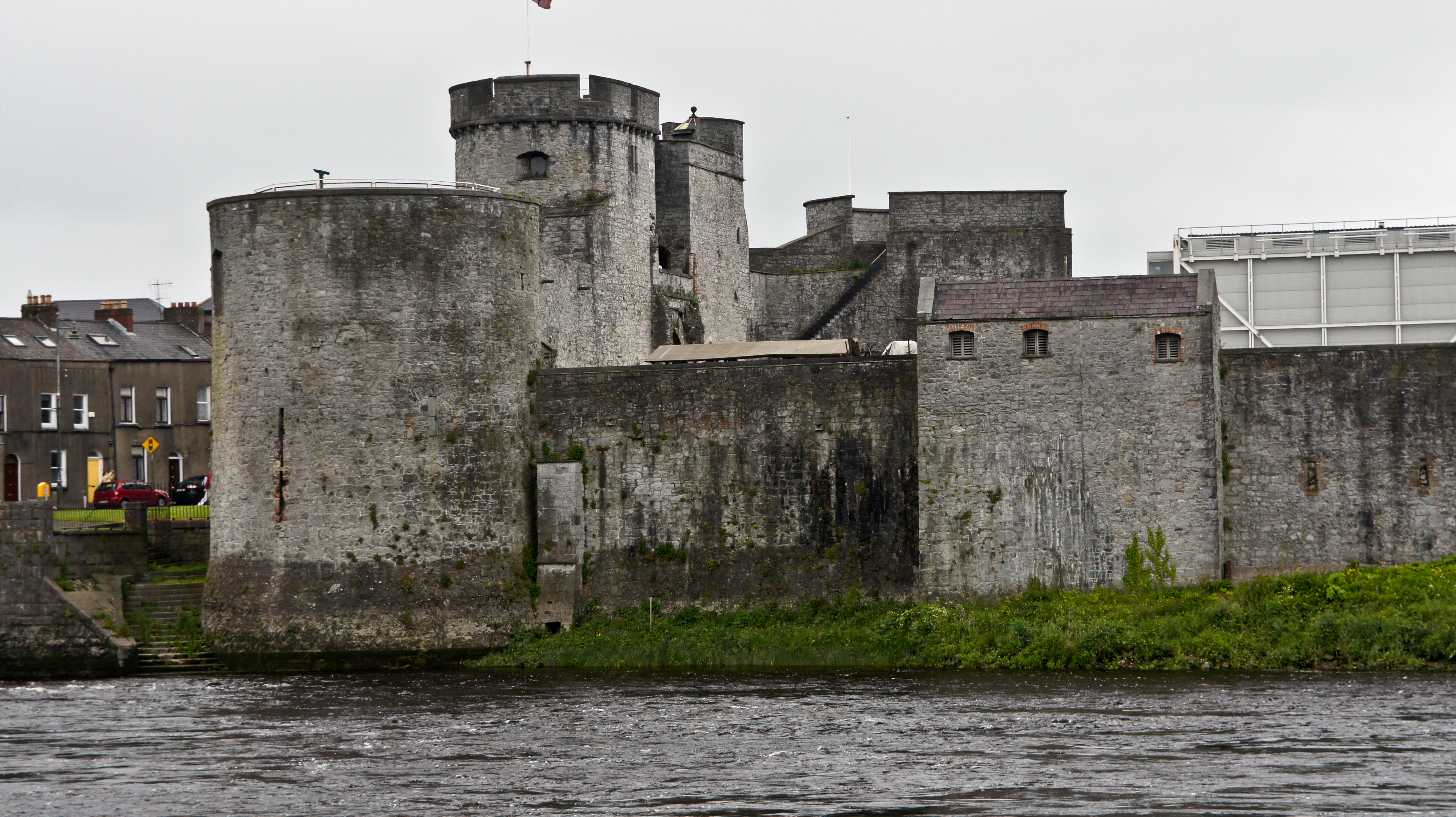 John castle. Замок короля Иоанна Безземельного. Замок короля Иоанна (King John’s Castle). Замок Иоанна Безземельного. Лимерик Юг Ирландия.