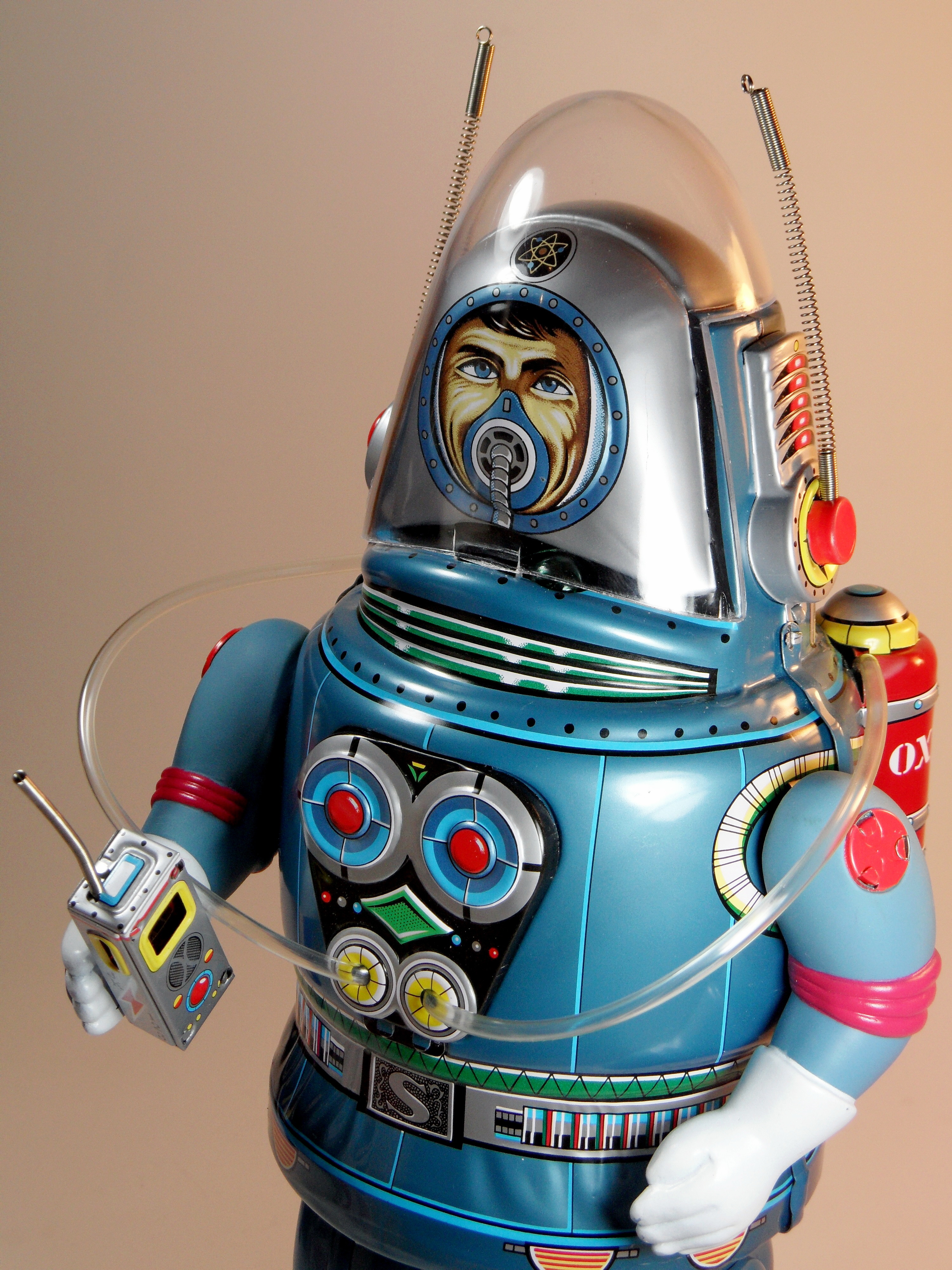 File:Osaka Tin Toy Institute – The Tin Age Collection – Electric 