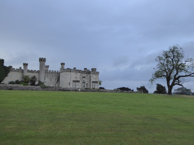 File:The eastern elevation of Bodelwyddan Castle - geograph.org.uk - 5483480.jpg