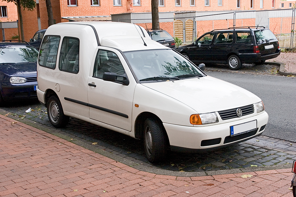 File:Volkswagen Caddy V IMG 4136.jpg - Wikipedia