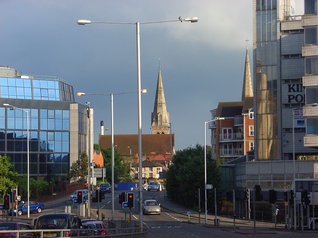 File:Watlington Street, Reading - geograph.org.uk - 830136.jpg