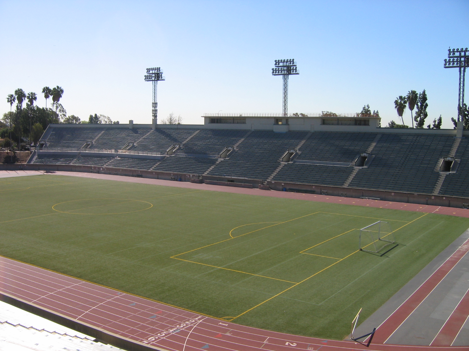 los angeles football stadium