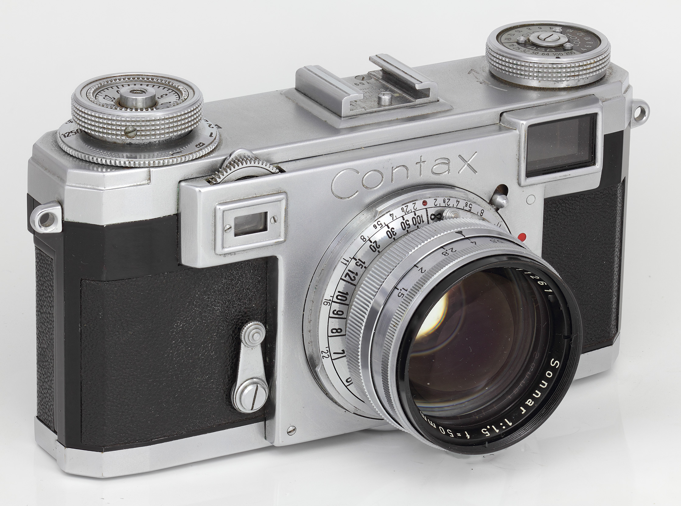 File:Zeiss Ikon Contax IIa (black dial) (13860469395).jpg