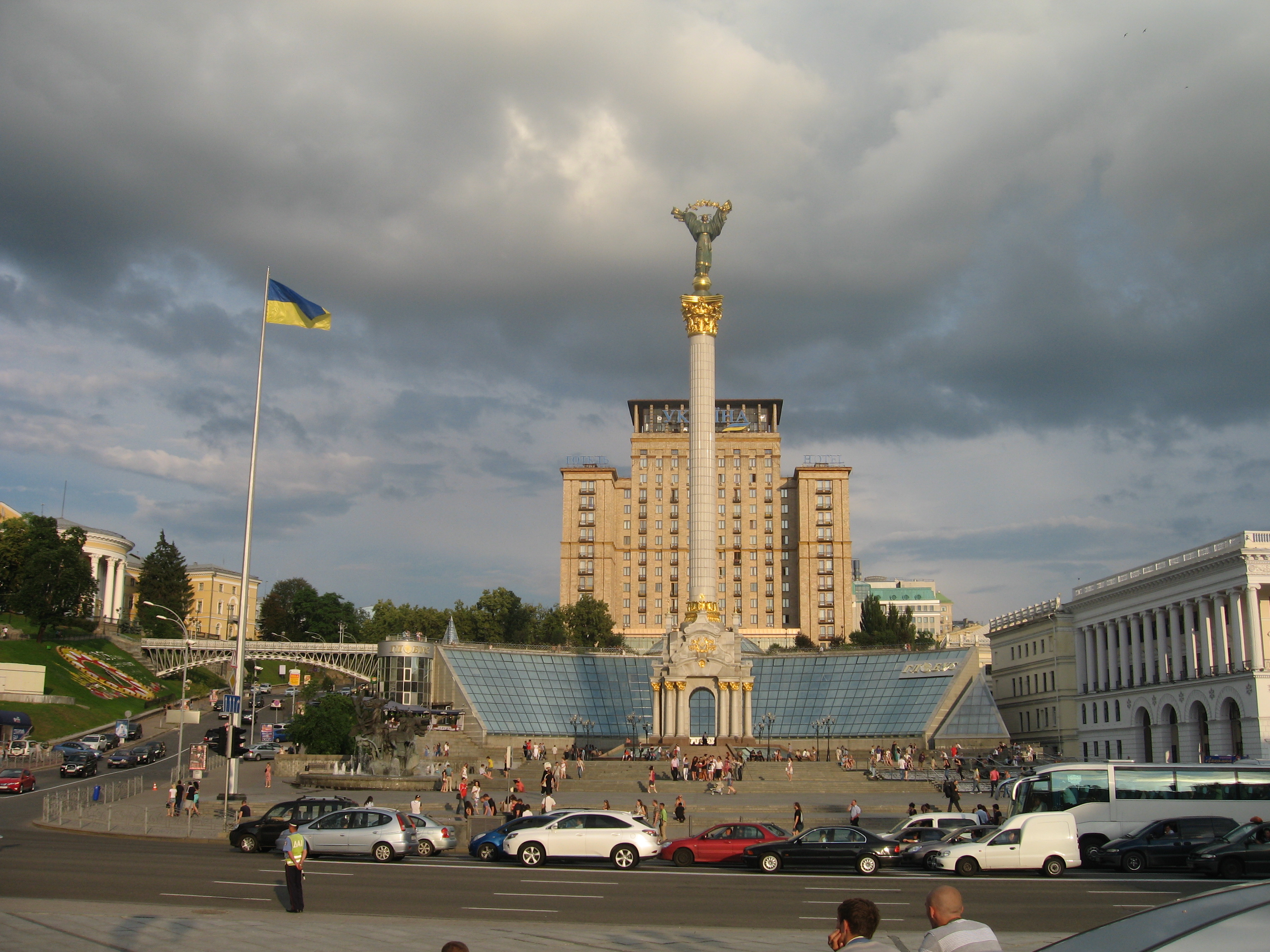 Файл:Киев, Майдан Незалежности - panoramio.jpg — Википеди