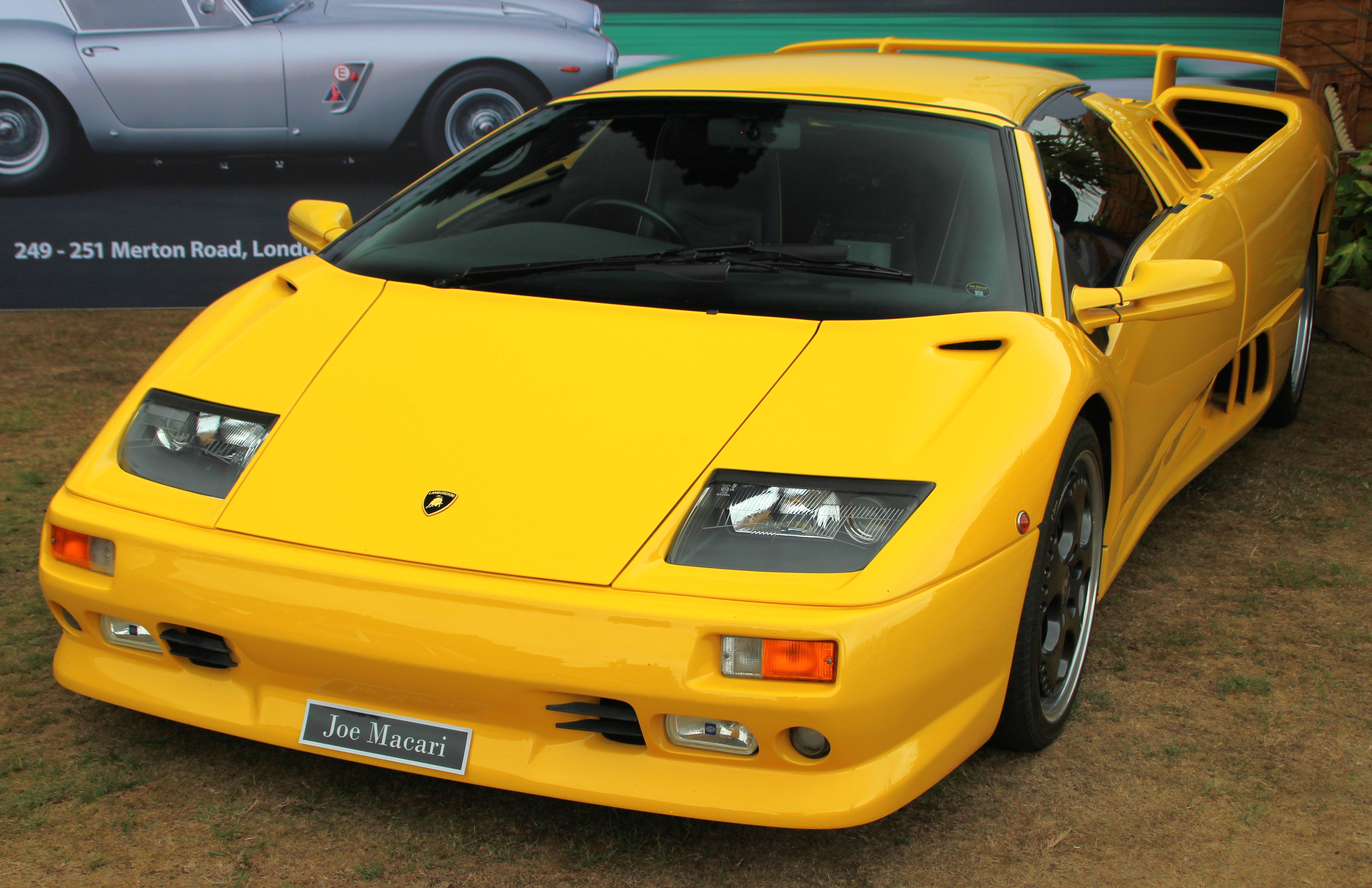 Lamborghini Diablo фары Слепые