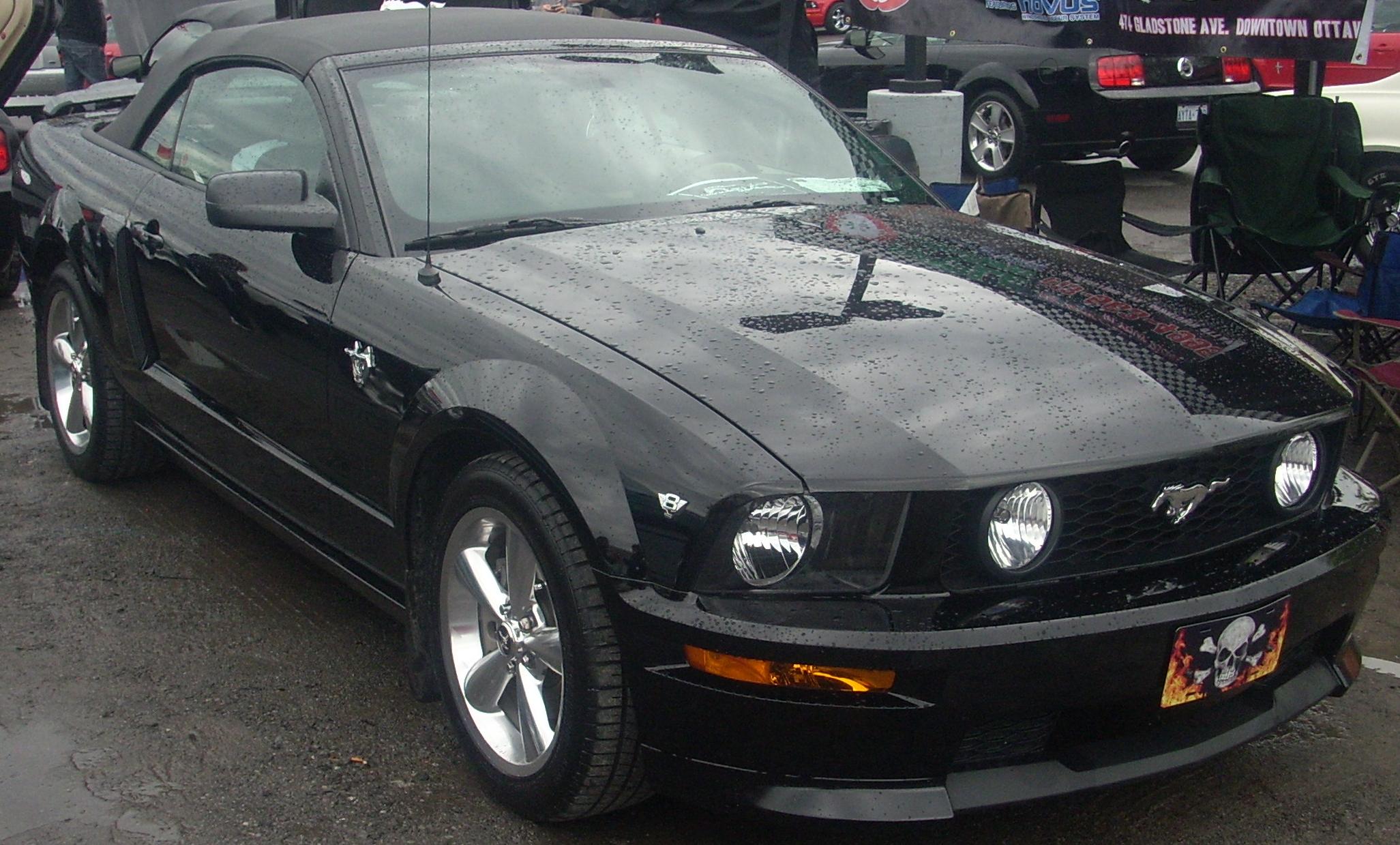 2005 ford mustang