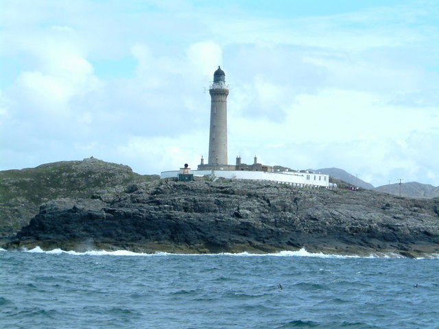 File:Ardnamurchan Lighthouse from the sea. - geograph.org.uk - 159420.jpg