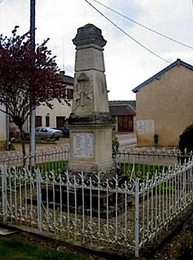 Balnot-monumentti aux morts pacifiste Maudite soit la guerre..jpg