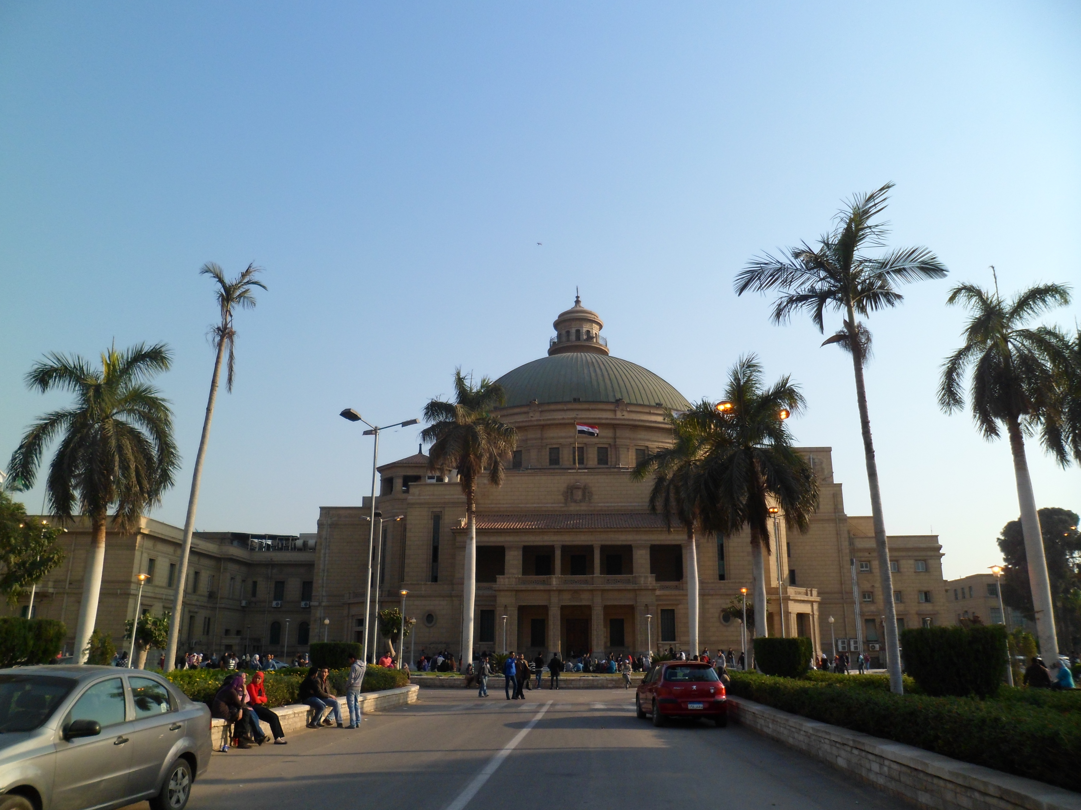 ملف:Cairo University-3.JPG - ويكيبيديا