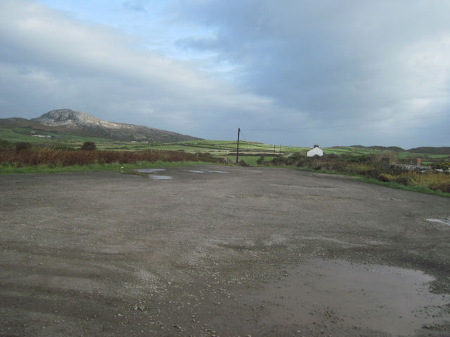 File:Car Park at Gors Goch - geograph.org.uk - 2637823.jpg