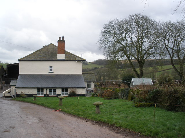 File:Chapelhales - geograph.org.uk - 1124592.jpg