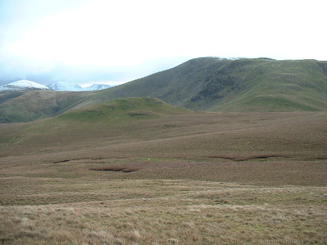 File:Descending Gavel Fell - geograph.org.uk - 84820.jpg