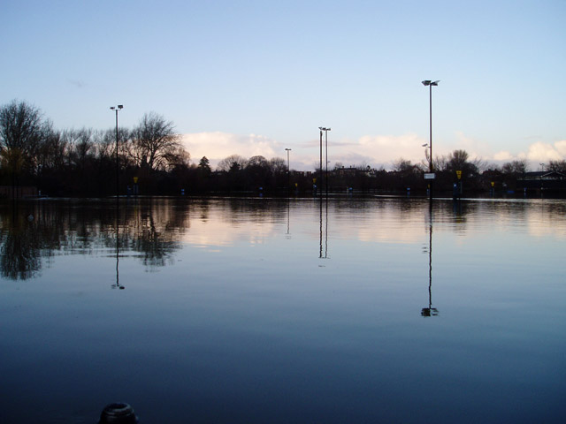 File:Flooded Frankwell car park, Shrewsbury - geograph.org.uk - 310797.jpg