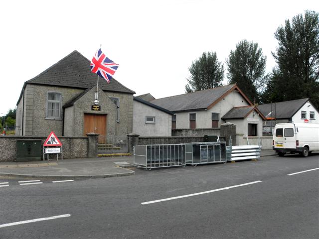 File:Halls, Beragh - geograph.org.uk - 3576492.jpg