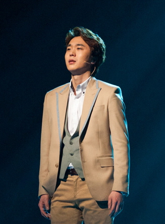 File:Jo Sungmo from acrofan.jpg