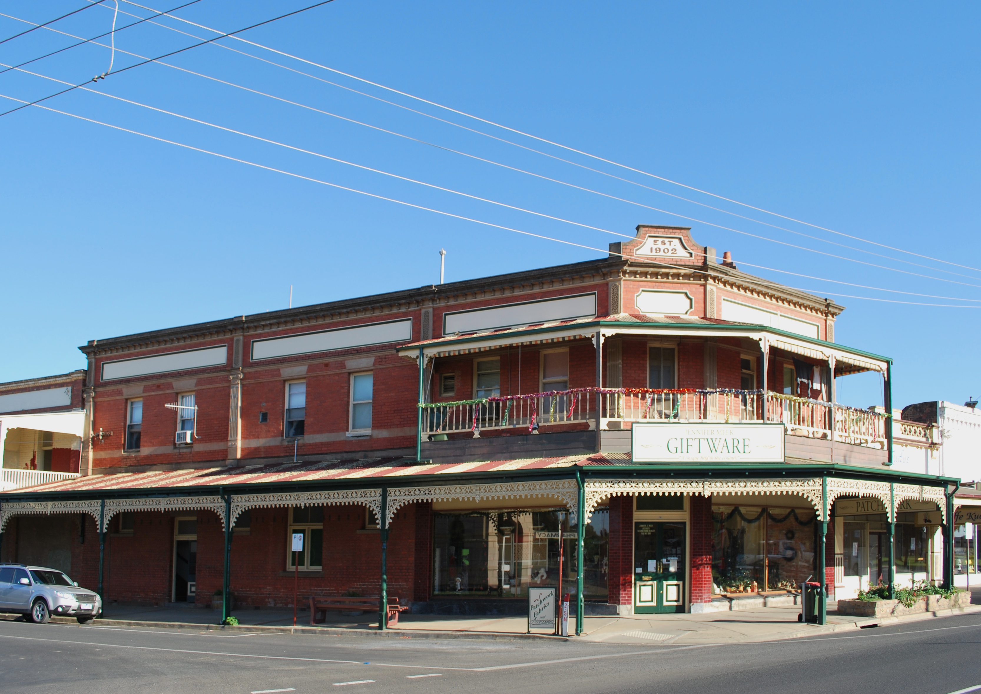 cilinder zand draagbaar File:Nhill Shop and Veranda.JPG - Wikimedia Commons