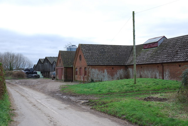 File:Priory Farm, Shapwick - geograph.org.uk - 330438.jpg