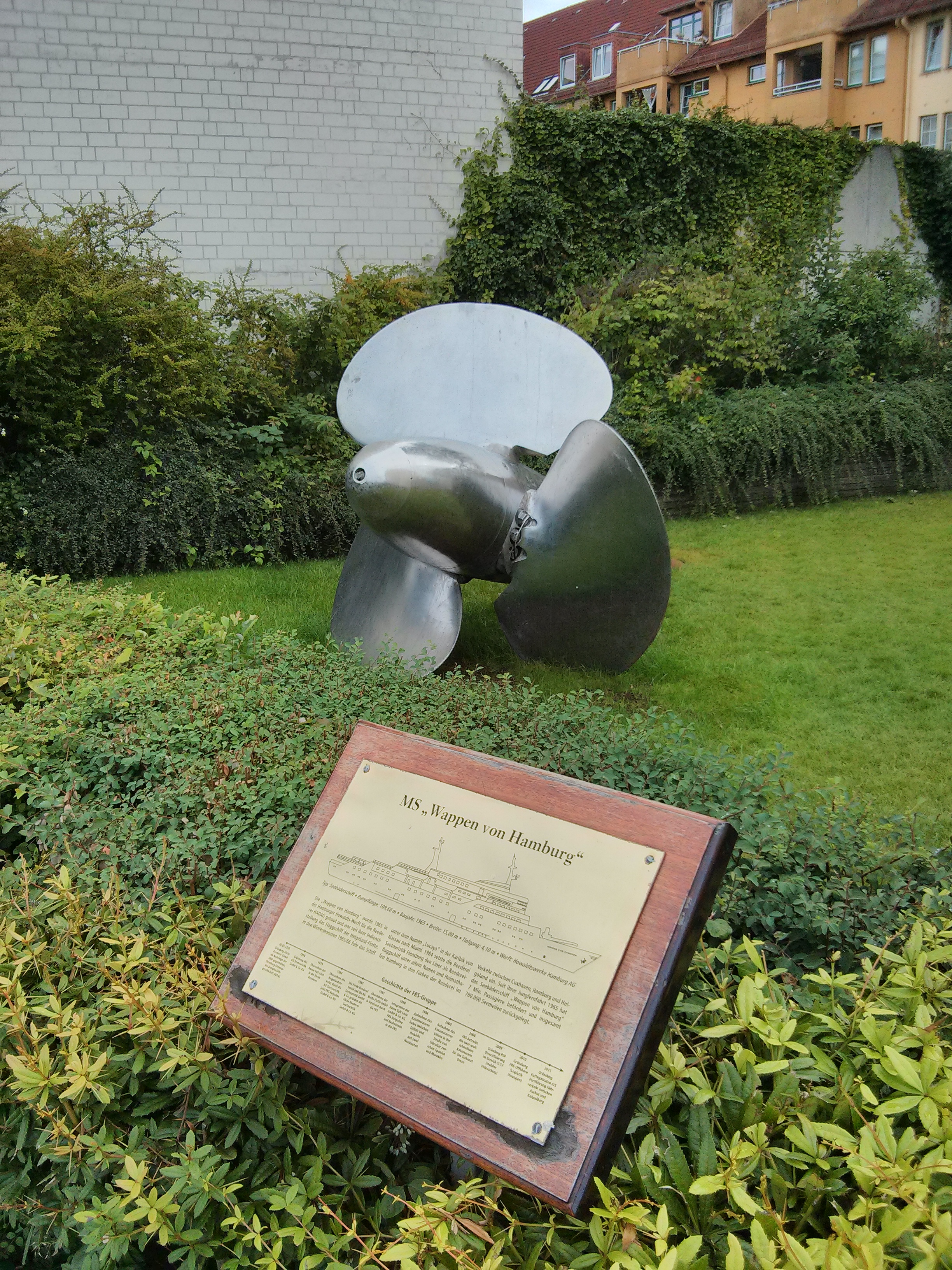 Datei Propeller Und Tafel Wappen Von Hamburg Jpg Wikipedia