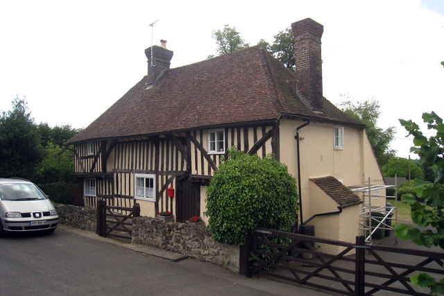 File:Sandling Place Farm, Chatham Road, Maidstone, Kent - geograph.org.uk - 1354177.jpg