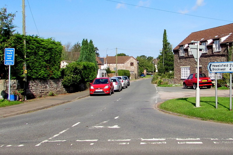 File:Southeast end of Clanna Road, Alvington - geograph.org.uk - 5474088.jpg