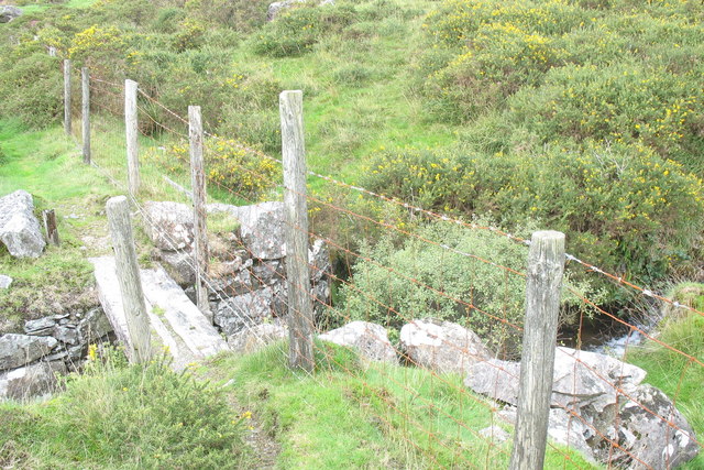 File:The 'Single Plank' Bridge - geograph.org.uk - 258321.jpg