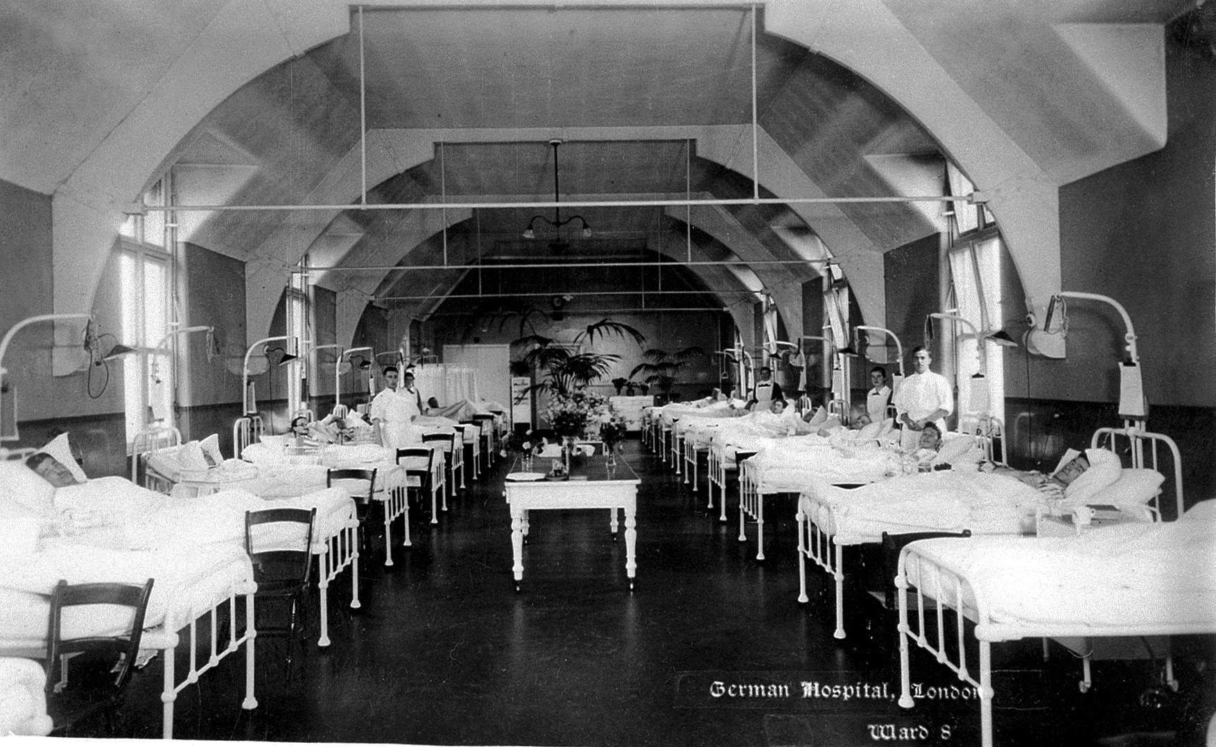 Перевальск госпиталь. Госпиталь в Германии. Госпиталь в Германии 1970. Германия топицы госпиталь.