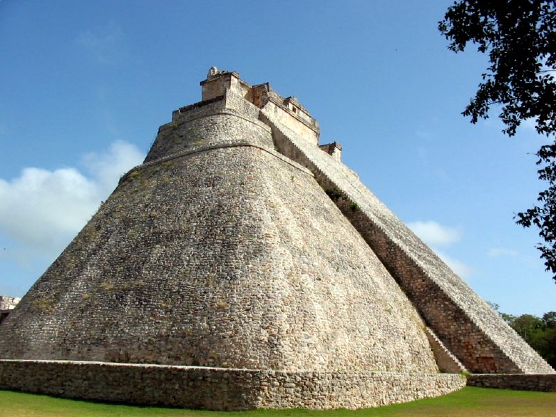 File:Uxmal Pyramid of the Magician.jpg